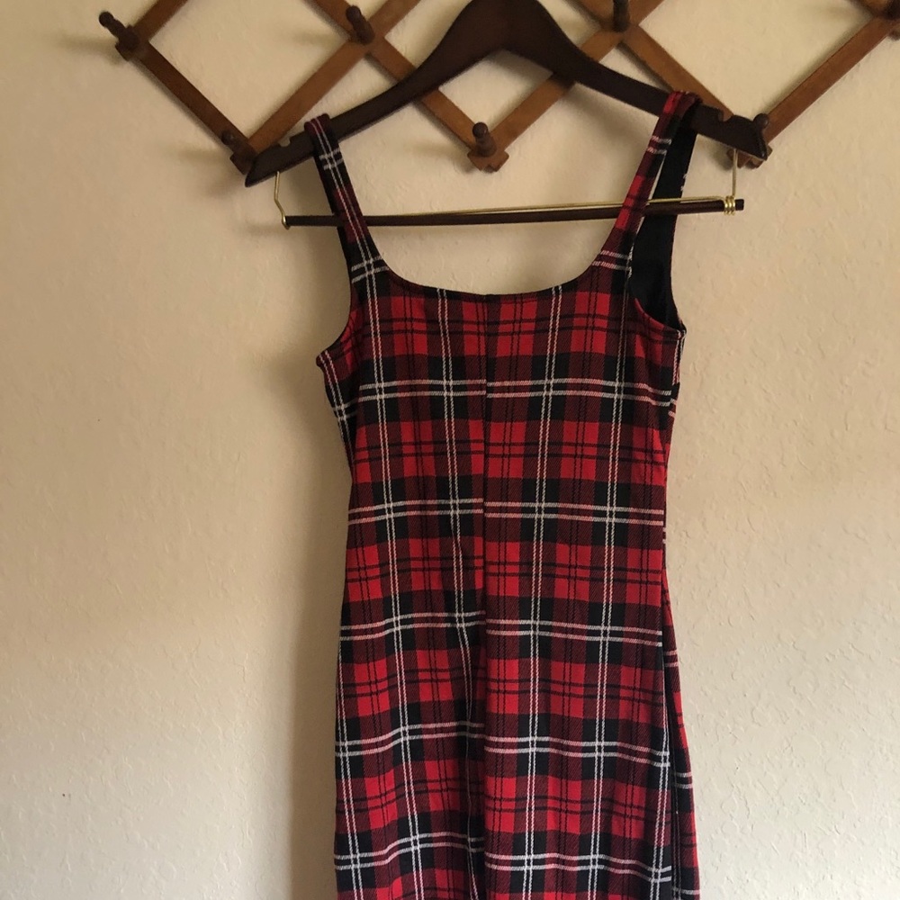 Pattern Dress - Picture 3 of 4